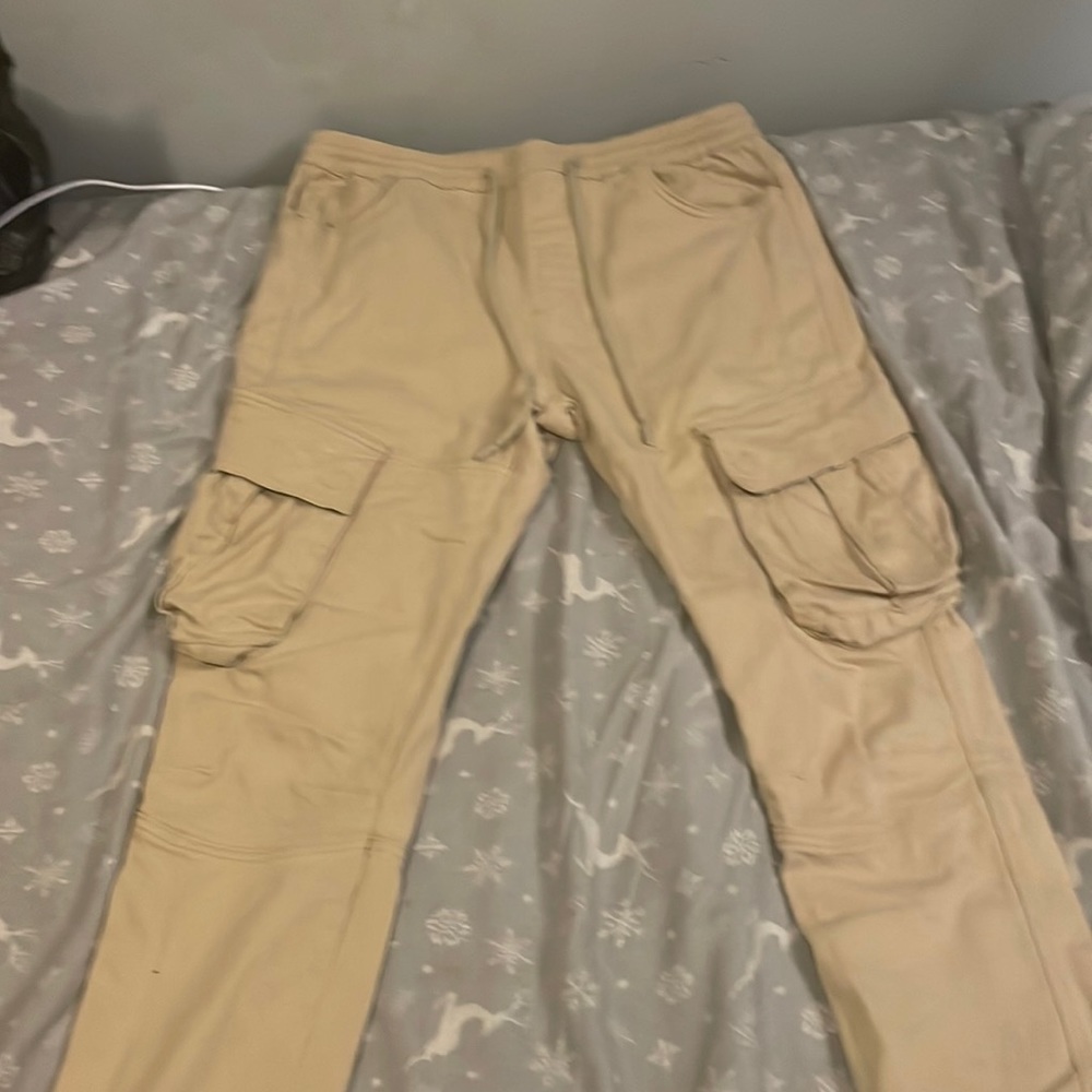 Cargo pants